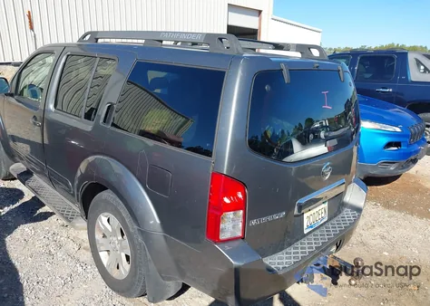 2005 Nissan Pathfinder Le from USA, damaged, VIN 5N1AR18U85C708599